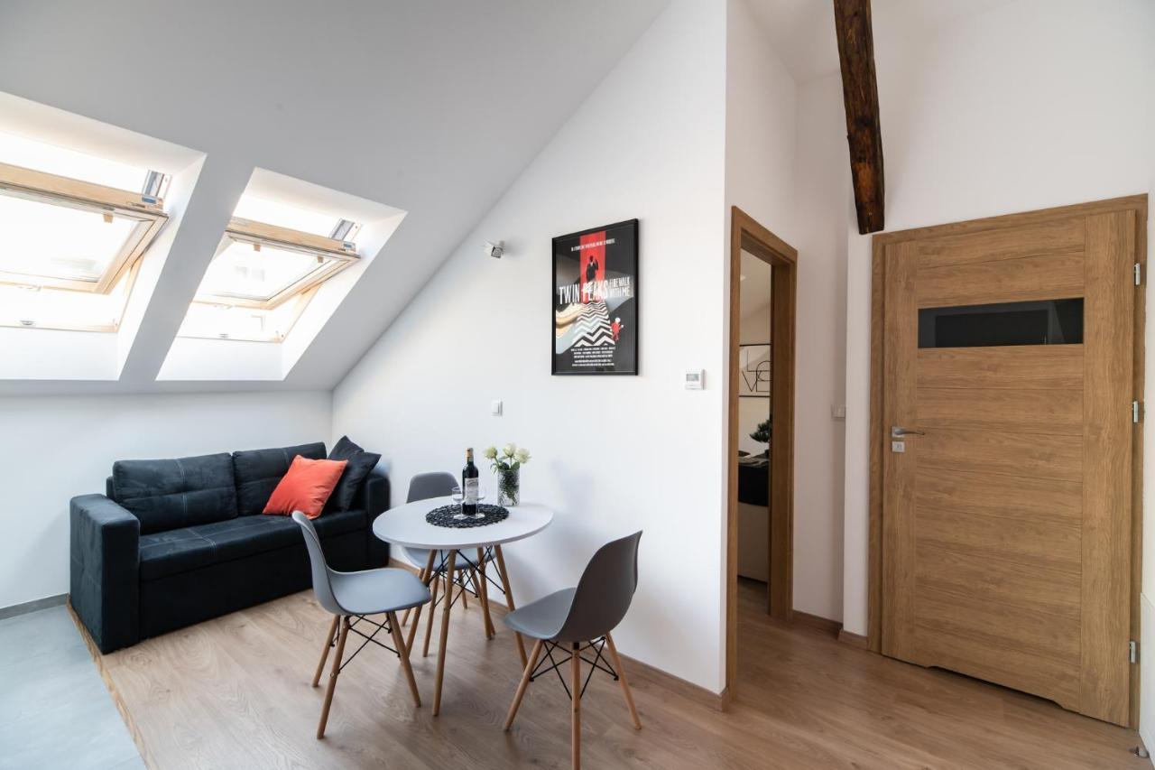 Neo Sky Apartment, Free Parking, 15 Min Walk Old Town&Kazimierz - By Homelike Cracovia Exterior foto